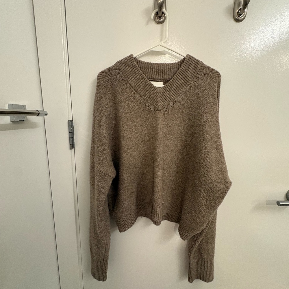 Abercrombie & Fitch Taupe Knit Pullover